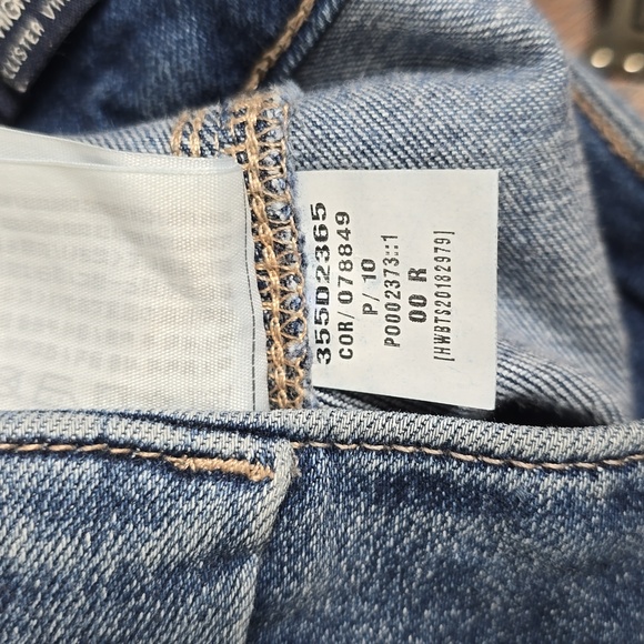 Hollister High Rise Blue Mom Blue Jeans - Picture 7 of 8